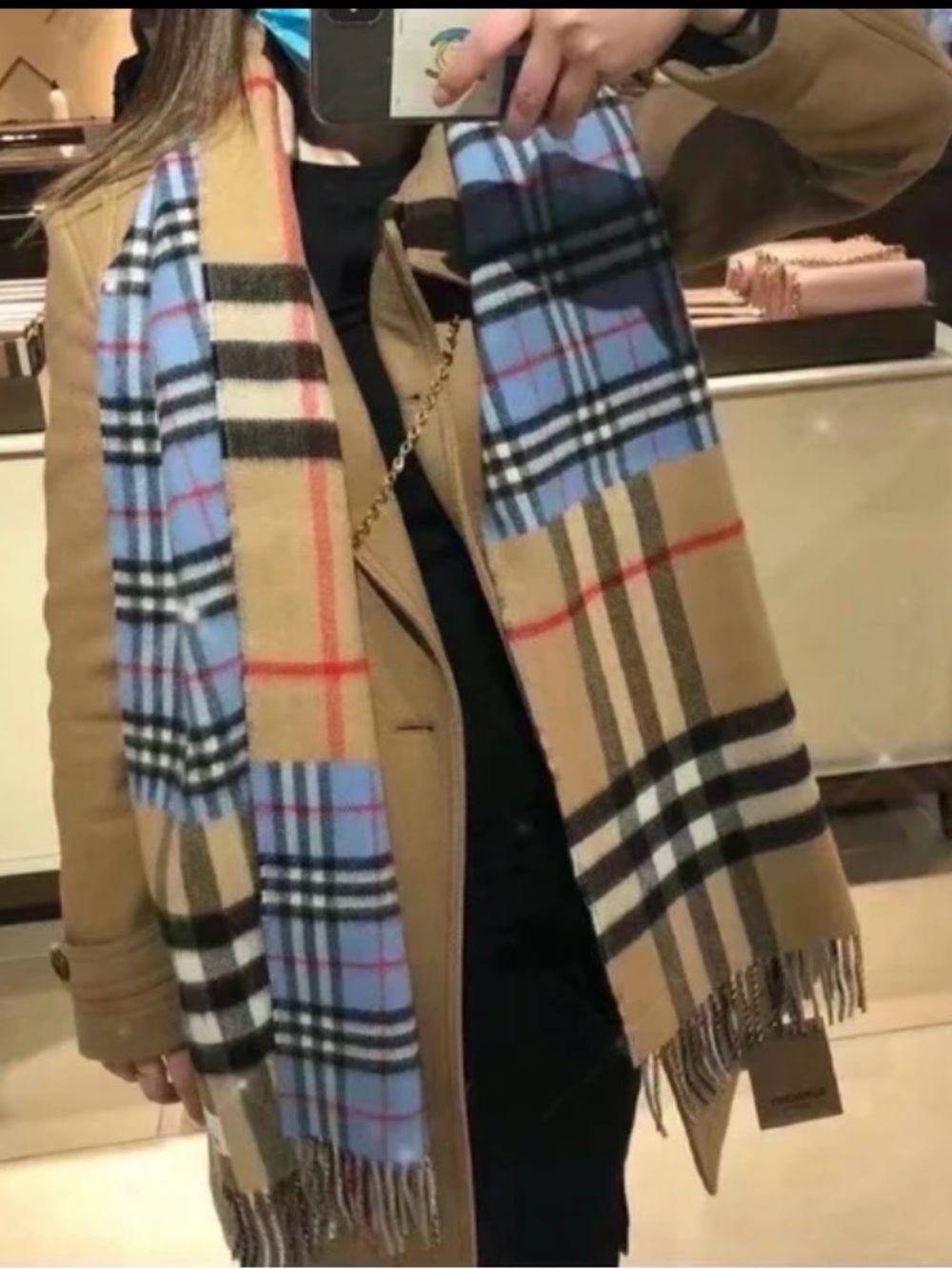 NWT Burberry vintage check to Giant check scarf - Picture 3 of 11